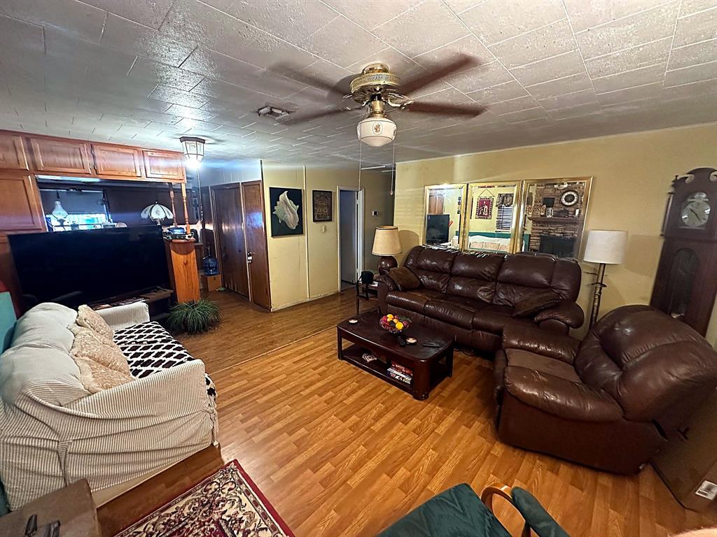 305 McKay Road - Photo 4