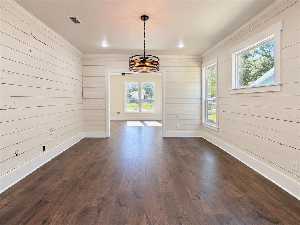 1104 Park Street - Photo 11