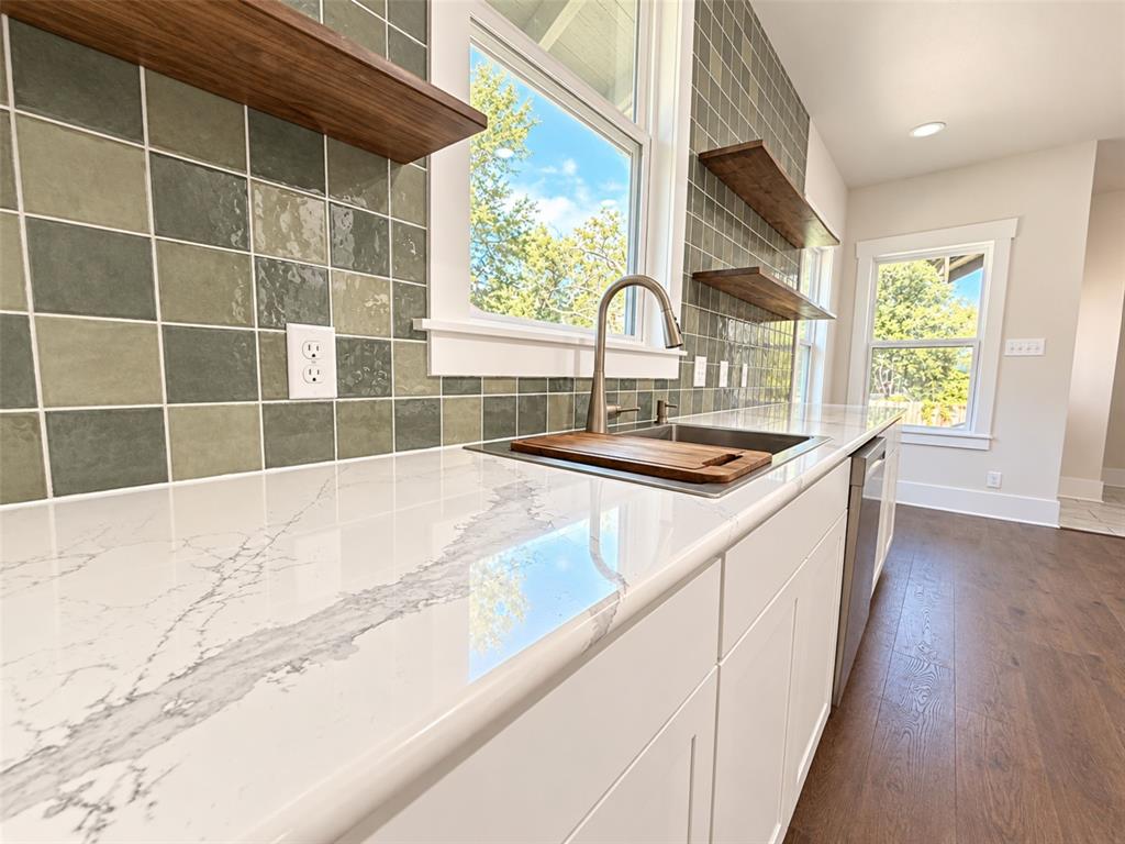 1104 Park Street - Photo 16