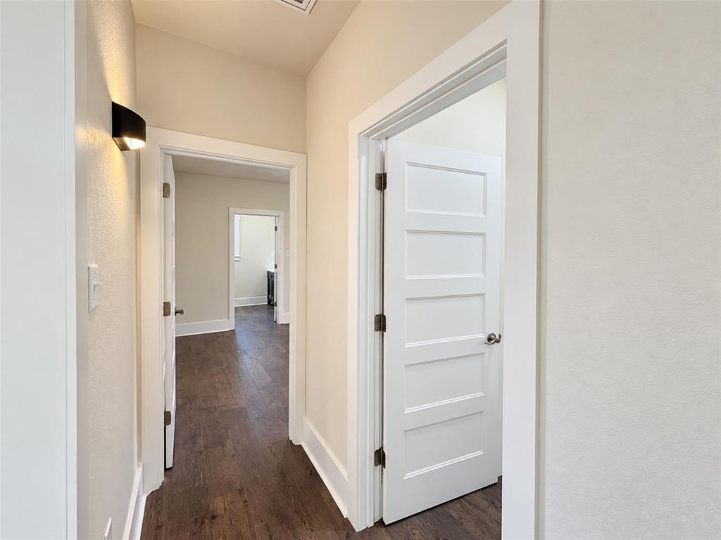 1104 Park Street - Photo 28