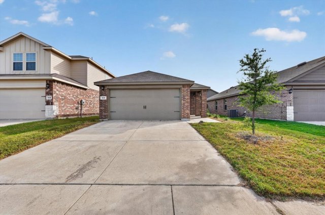 816 Hay Loft Lane