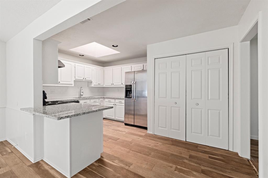 8406 Lullwater Drive - Photo 12