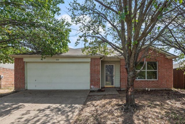 3913 Tuscany Court