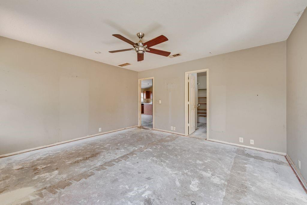 3913 Tuscany Court - Photo 13