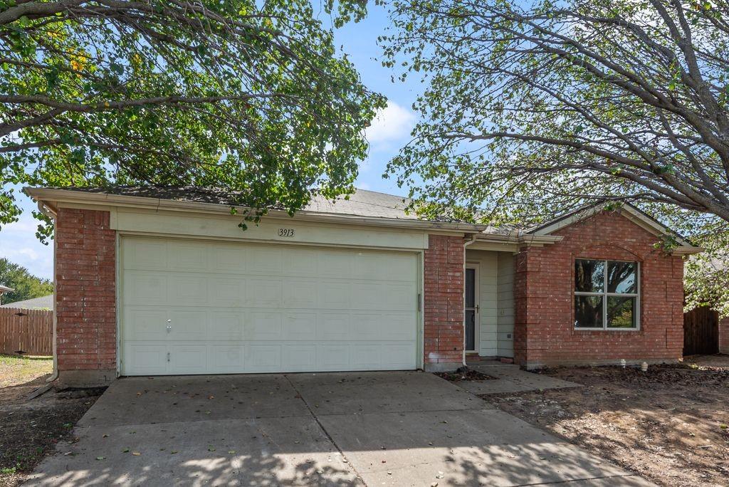 3913 Tuscany Court - Photo 2