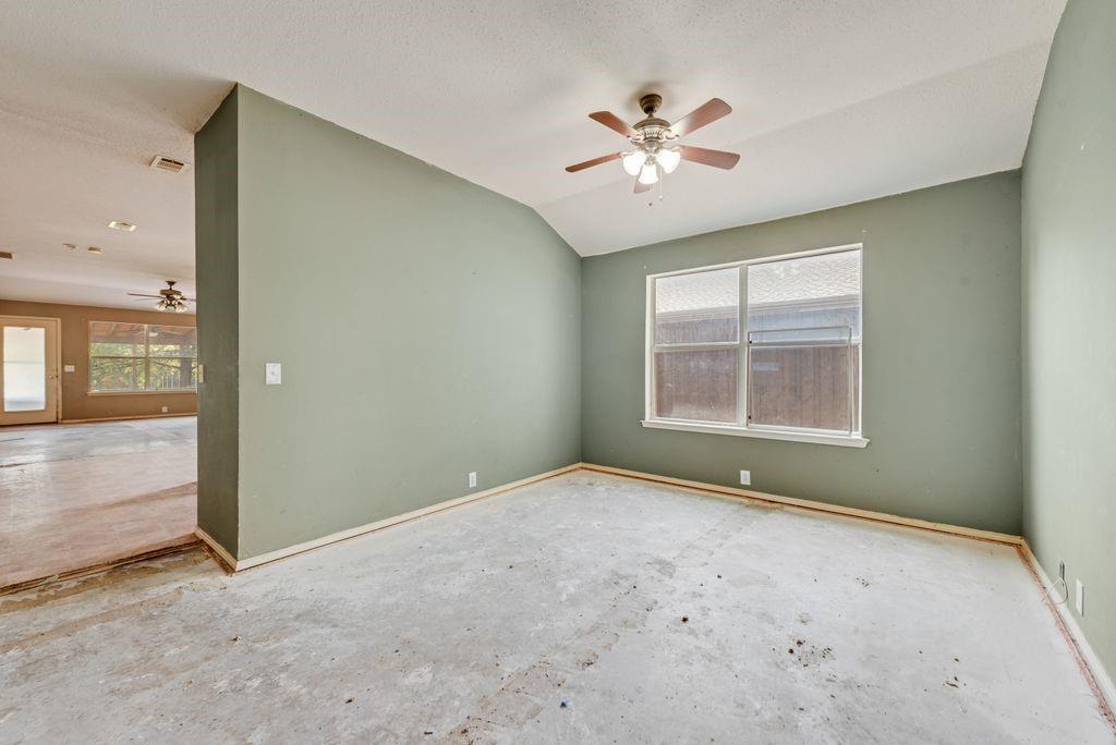 3913 Tuscany Court - Photo 5