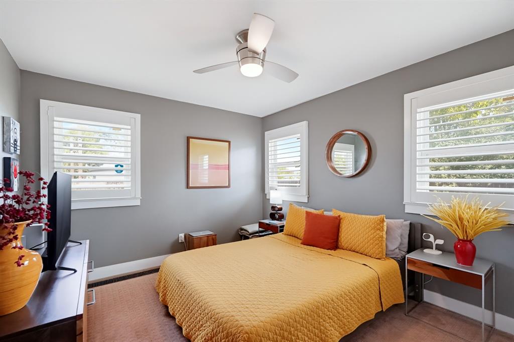4142 Russell Avenue - Photo 16