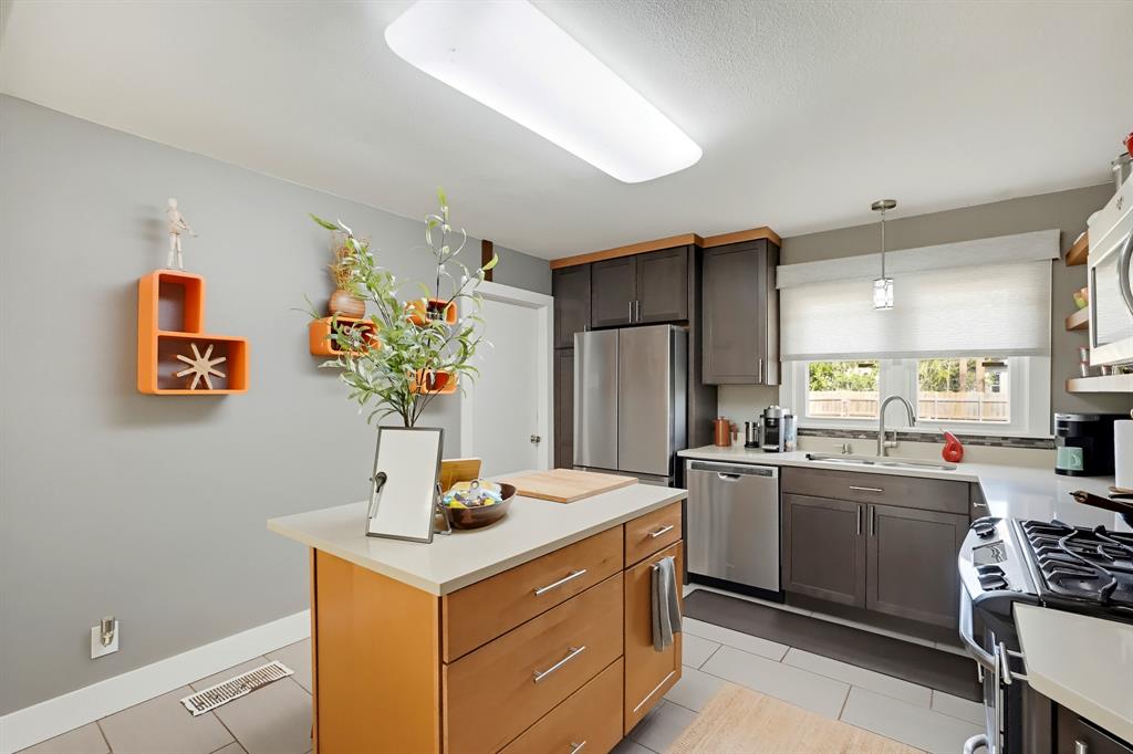 4142 Russell Avenue - Photo 9
