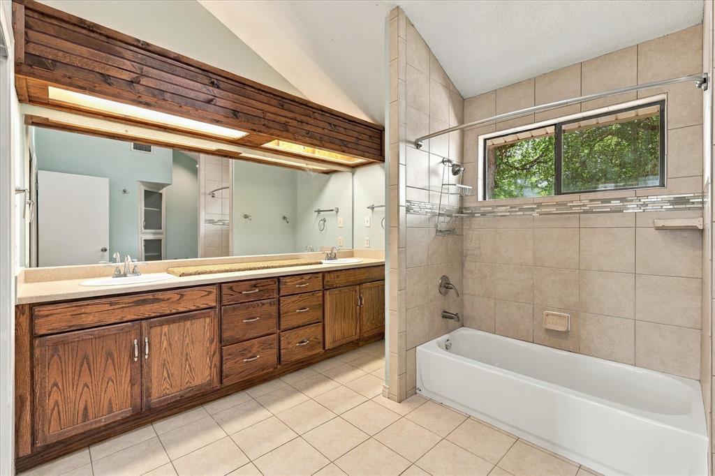 6404 Woods Edge Drive - Photo 19