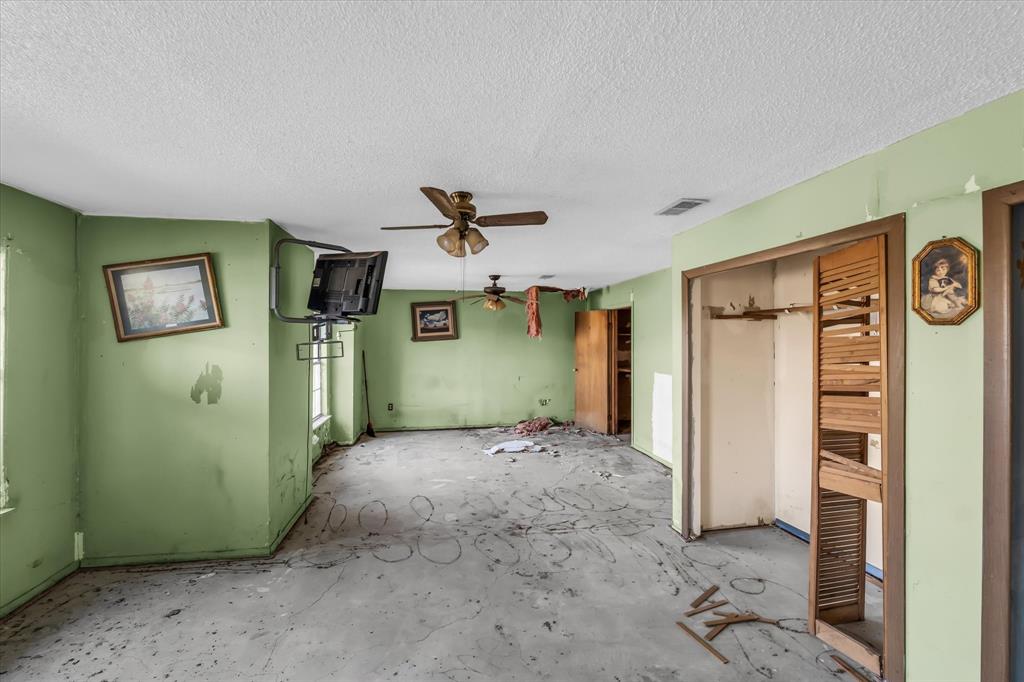 227 Fm 2839 - Photo 18