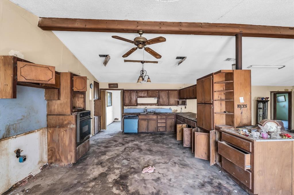 227 Fm 2839 - Photo 19