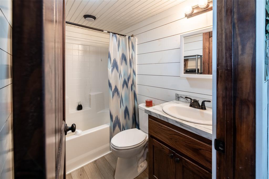 1868 County Road 3208 - Photo 18