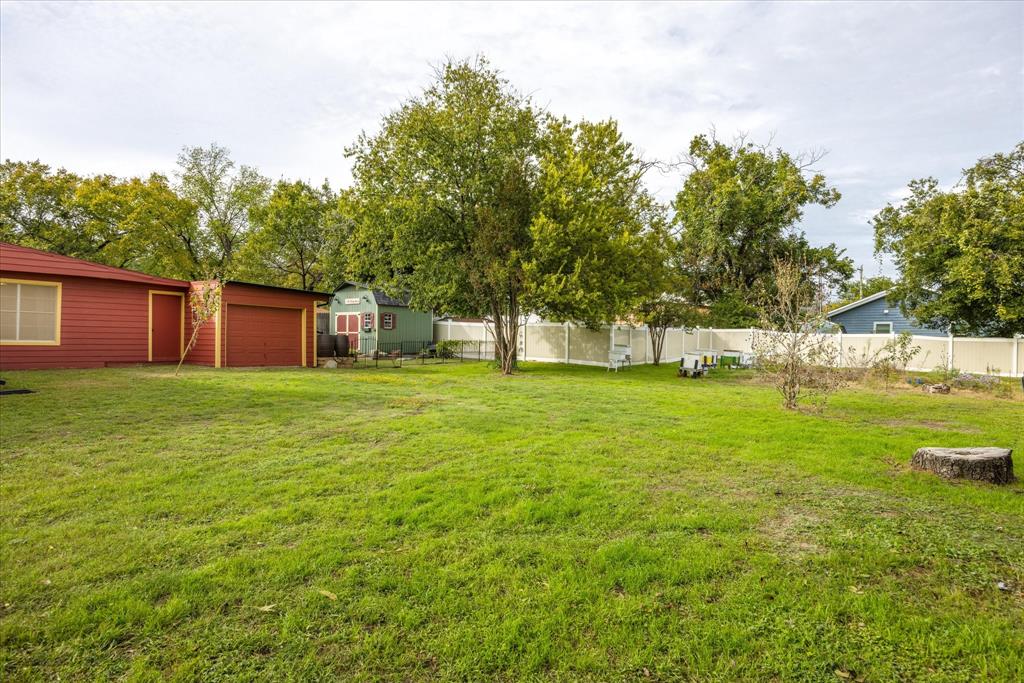 418 W Water Street - Photo 27