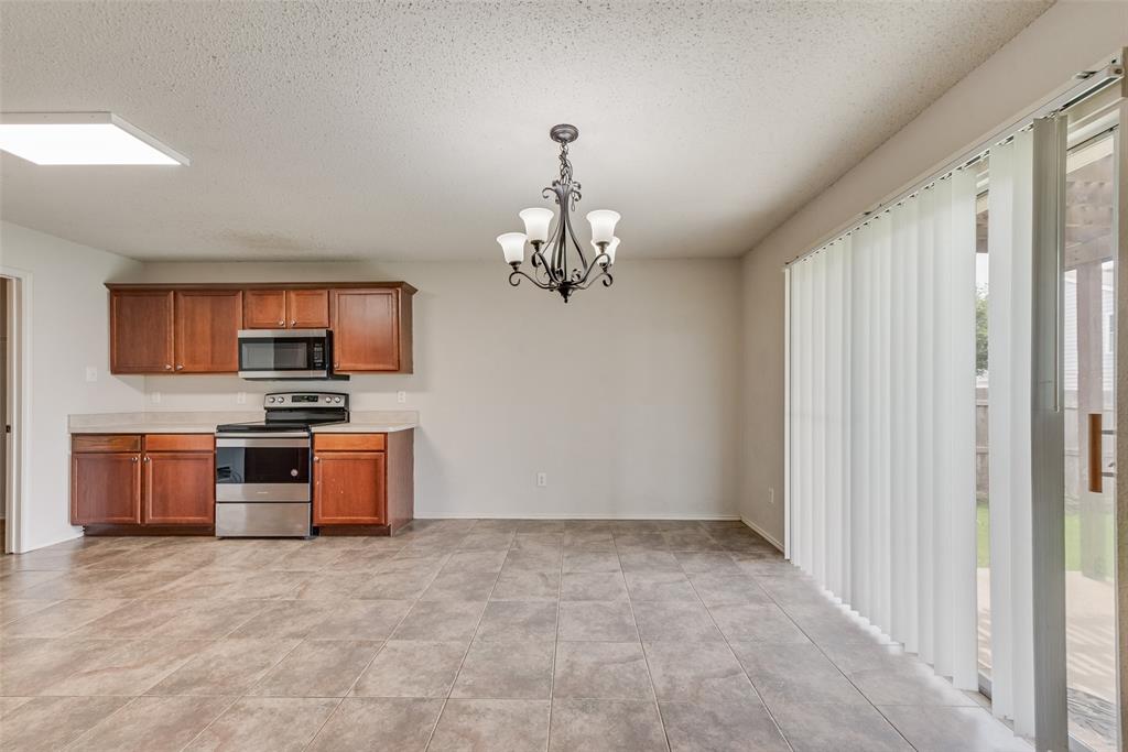124 Independence - Photo 6