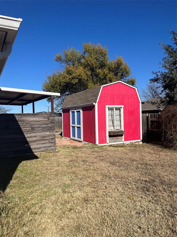 209 E Hall Court - Photo 28