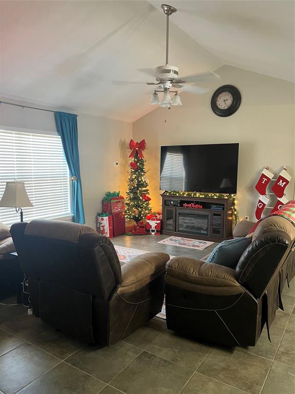 209 E Hall Court - Photo 8