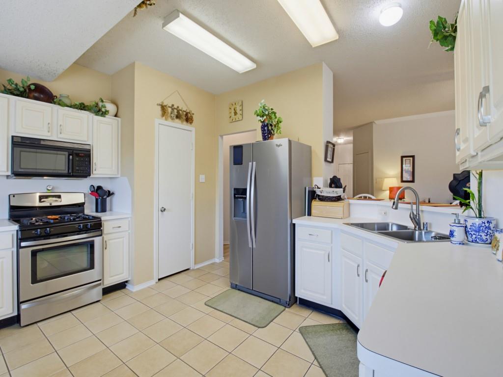2065 Candlewood Circle - Photo 10