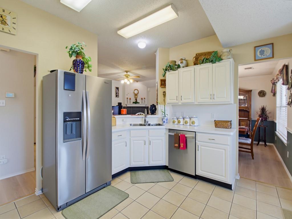 2065 Candlewood Circle - Photo 11