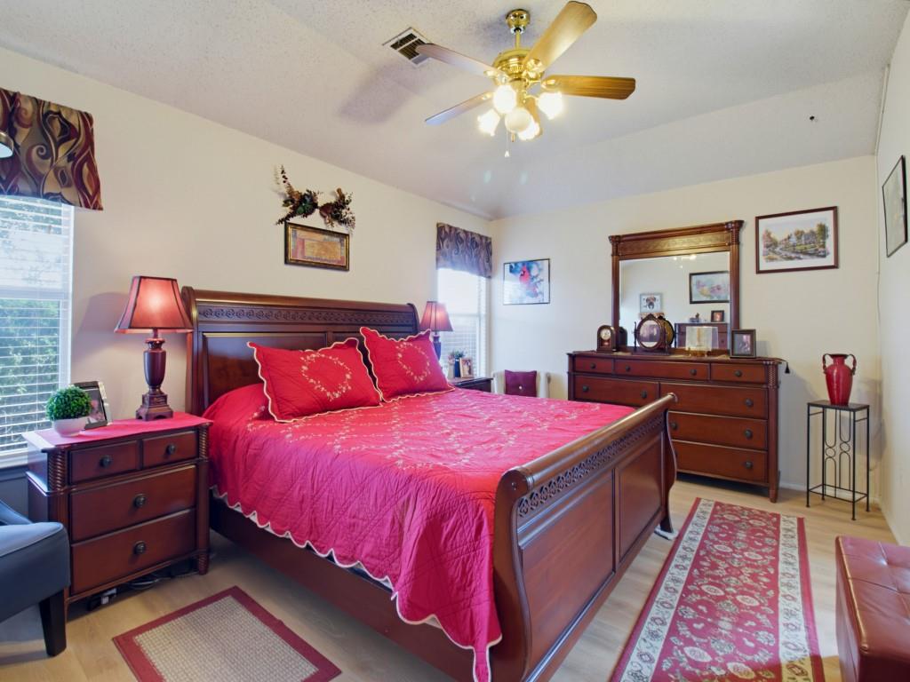 2065 Candlewood Circle - Photo 16
