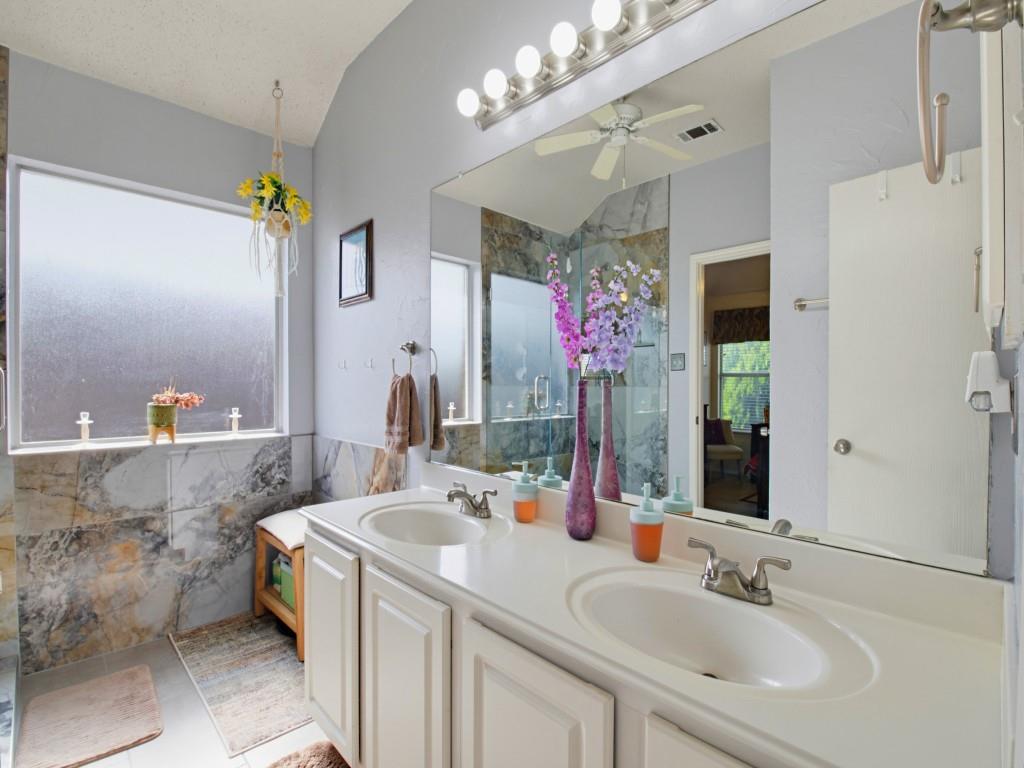 2065 Candlewood Circle - Photo 18