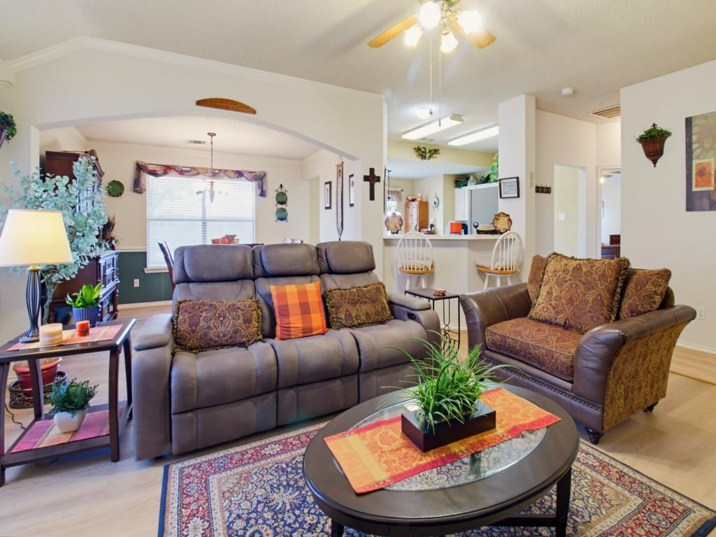 2065 Candlewood Circle - Photo 5