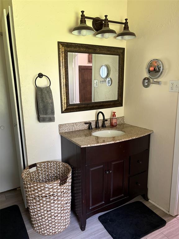 10809 Fm 2450 - Photo 22