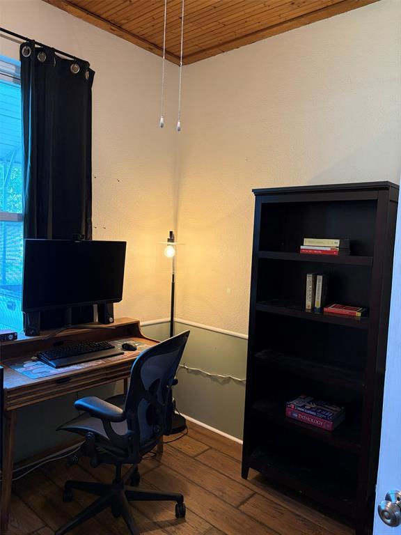 10809 Fm 2450 - Photo 26