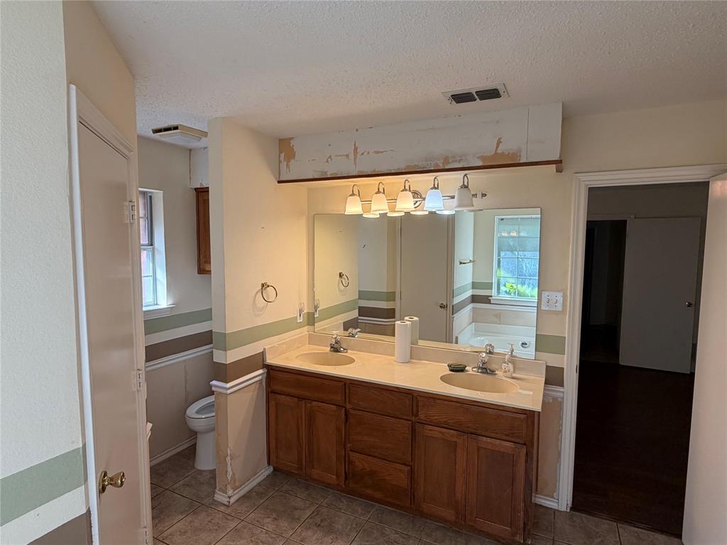 2604 Oak Park Drive - Photo 10
