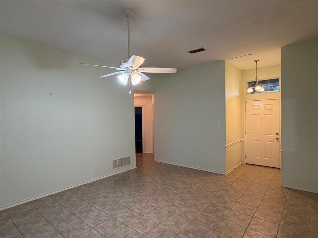 2604 Oak Park Drive - Photo 6