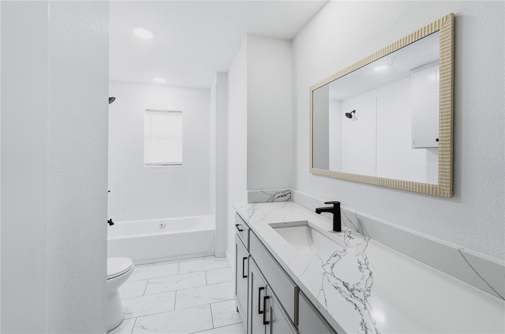 600 Meadowcrest Drive - Photo 17