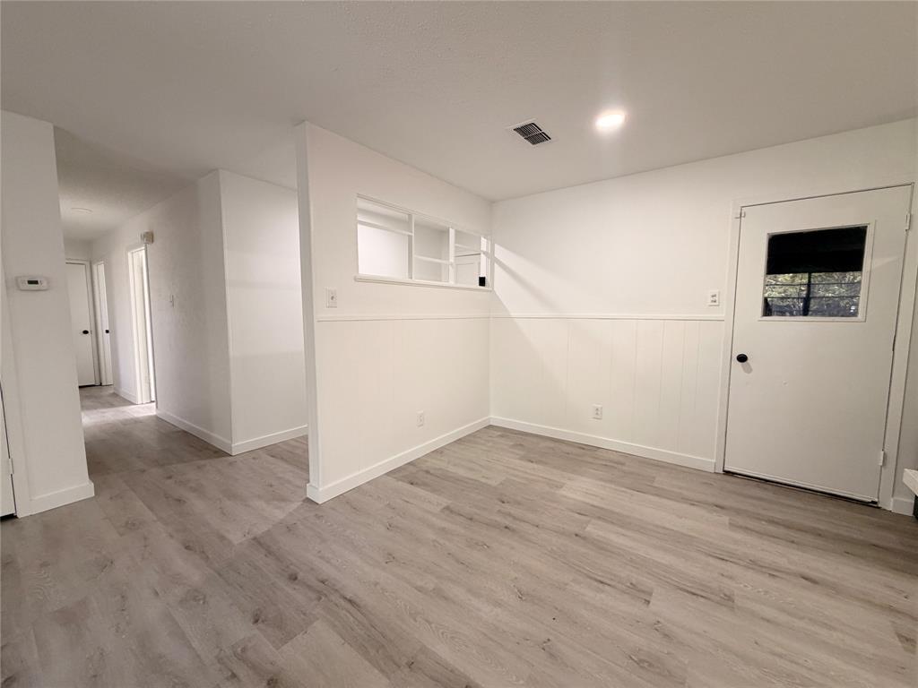 600 Meadowcrest Drive - Photo 6
