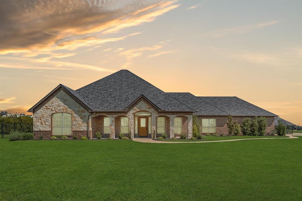 2921 W Alamosa Drive - Photo 1