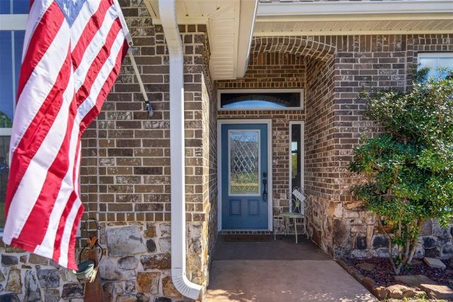 1513 White Bear Trail