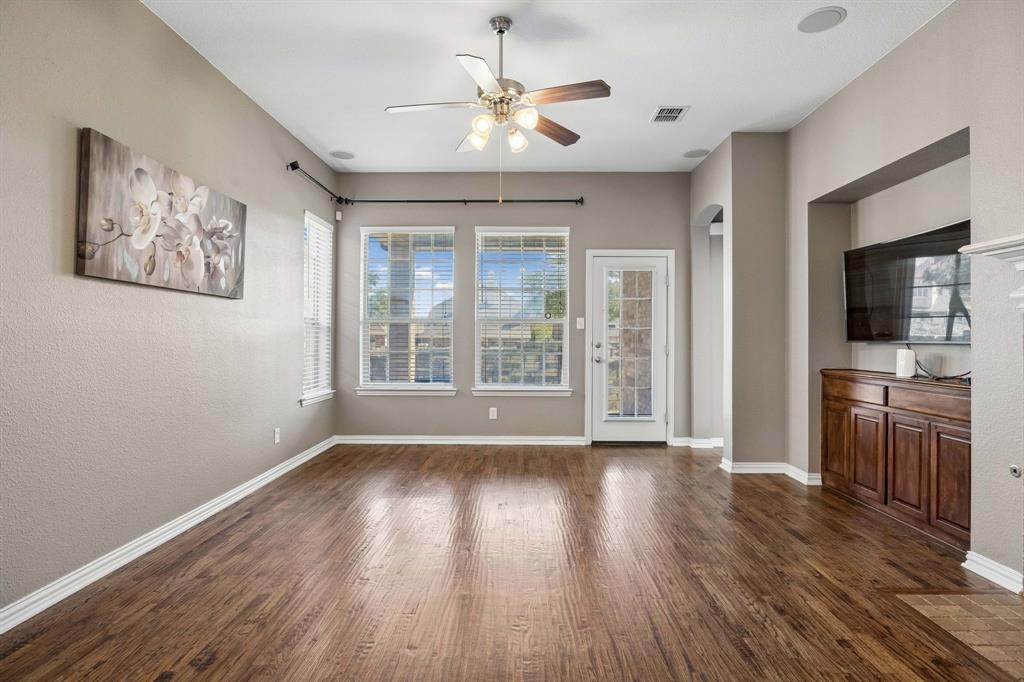 3008 Hereford Drive - Photo 8