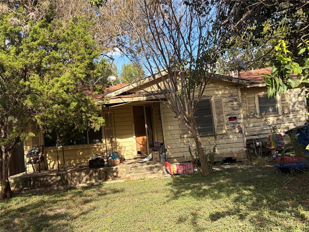 206 Mcgaugh Avenue - Photo 1