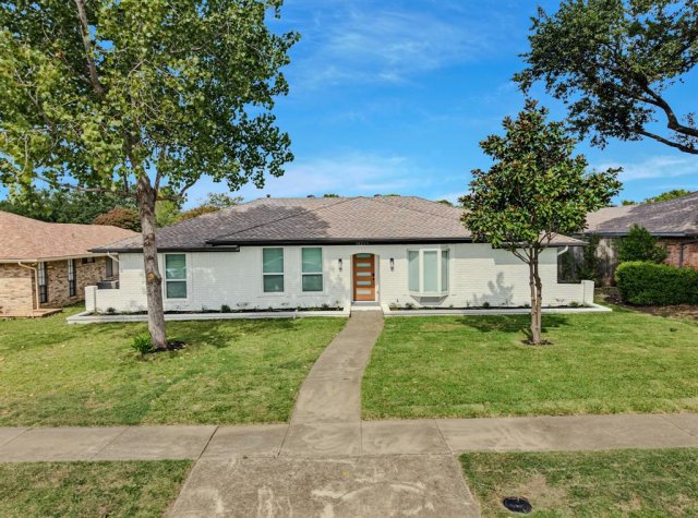 10219 Echo Ridge Court