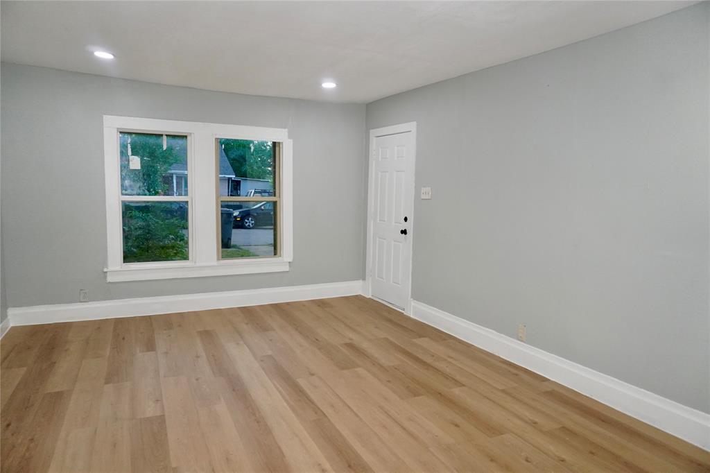 1406 Galloway Avenue - Photo 4