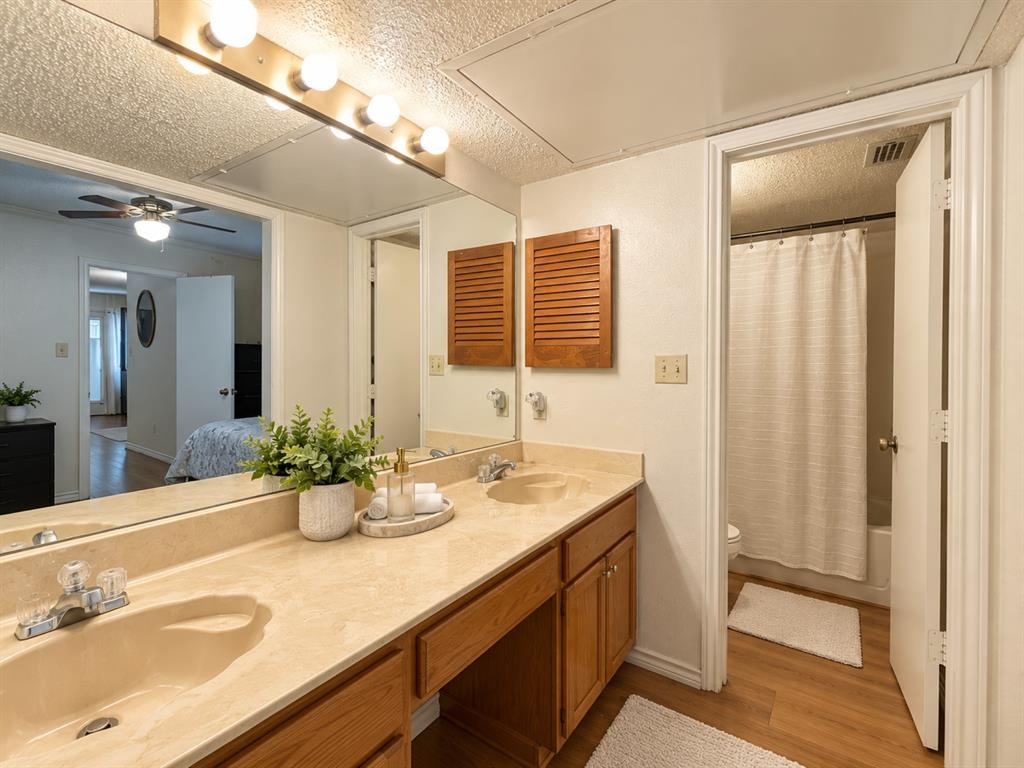 9823 Walnut Street - Photo 6