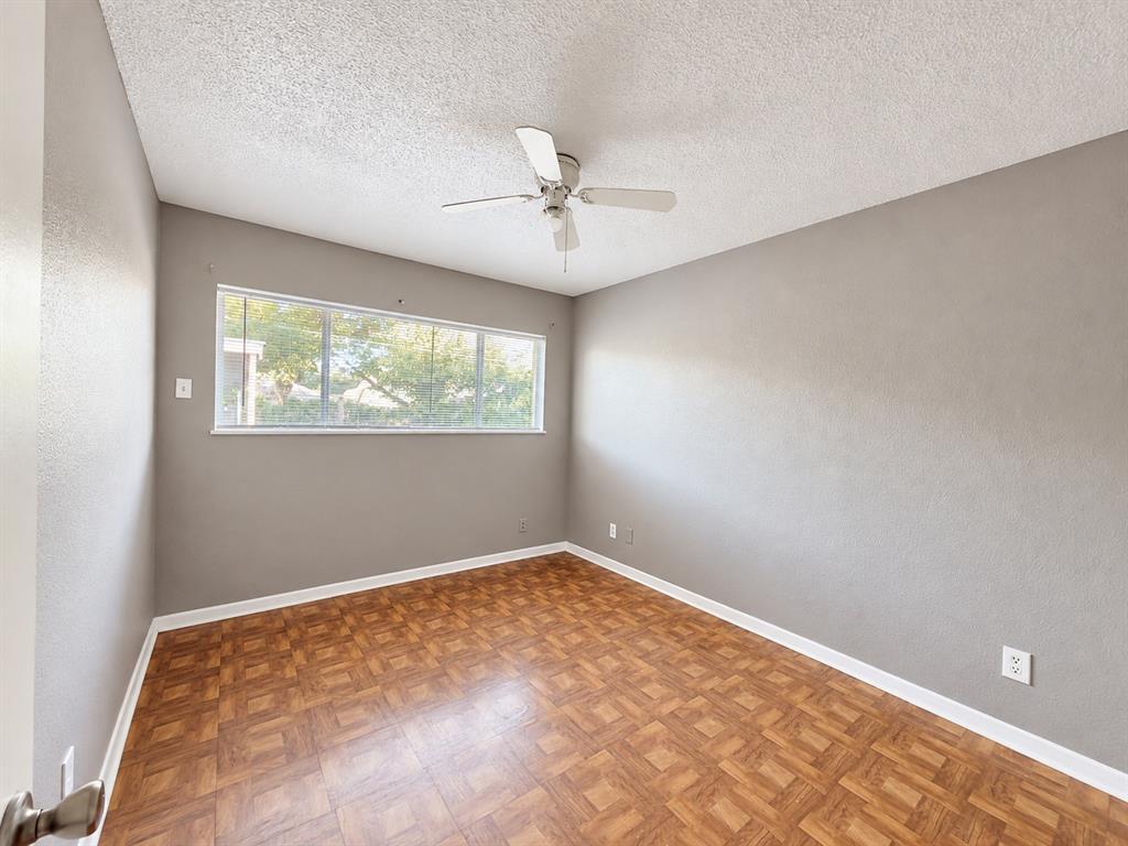 2919 Lourdes Street - Photo 12