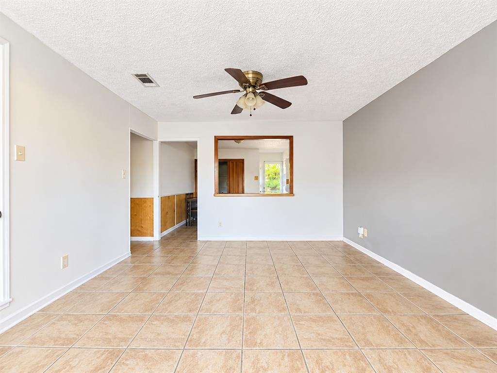 2919 Lourdes Street - Photo 4