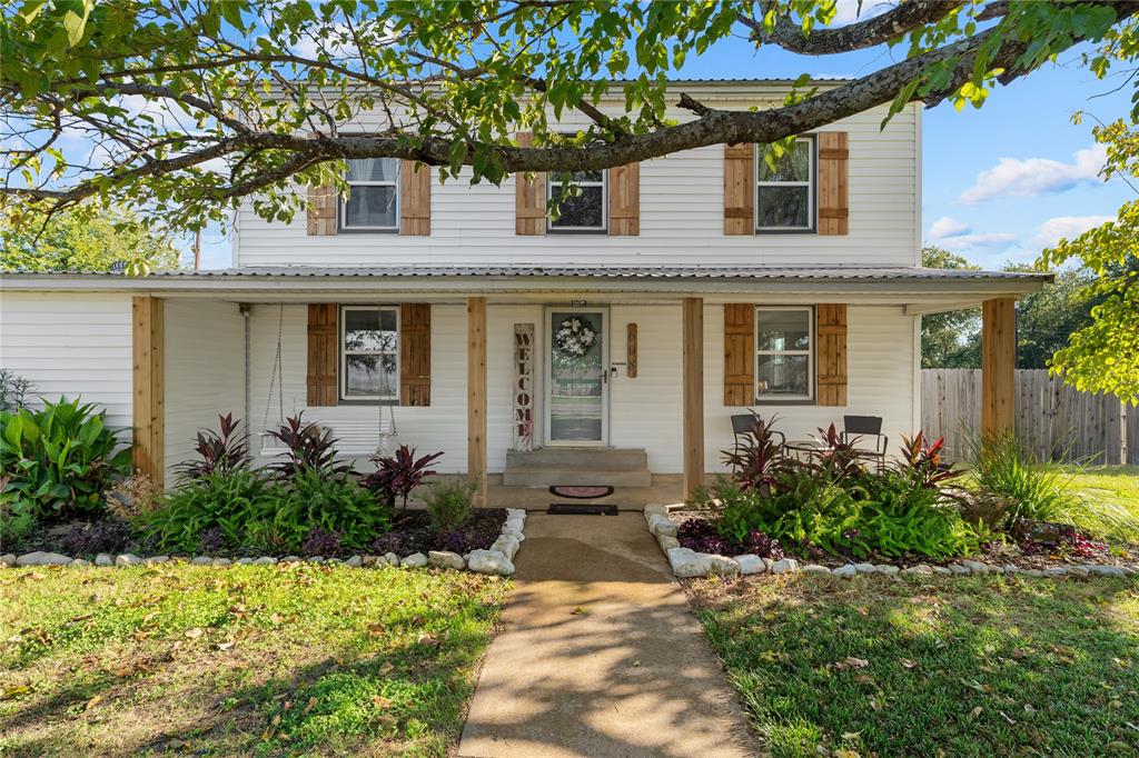 608 Johnson Drive - Photo 2
