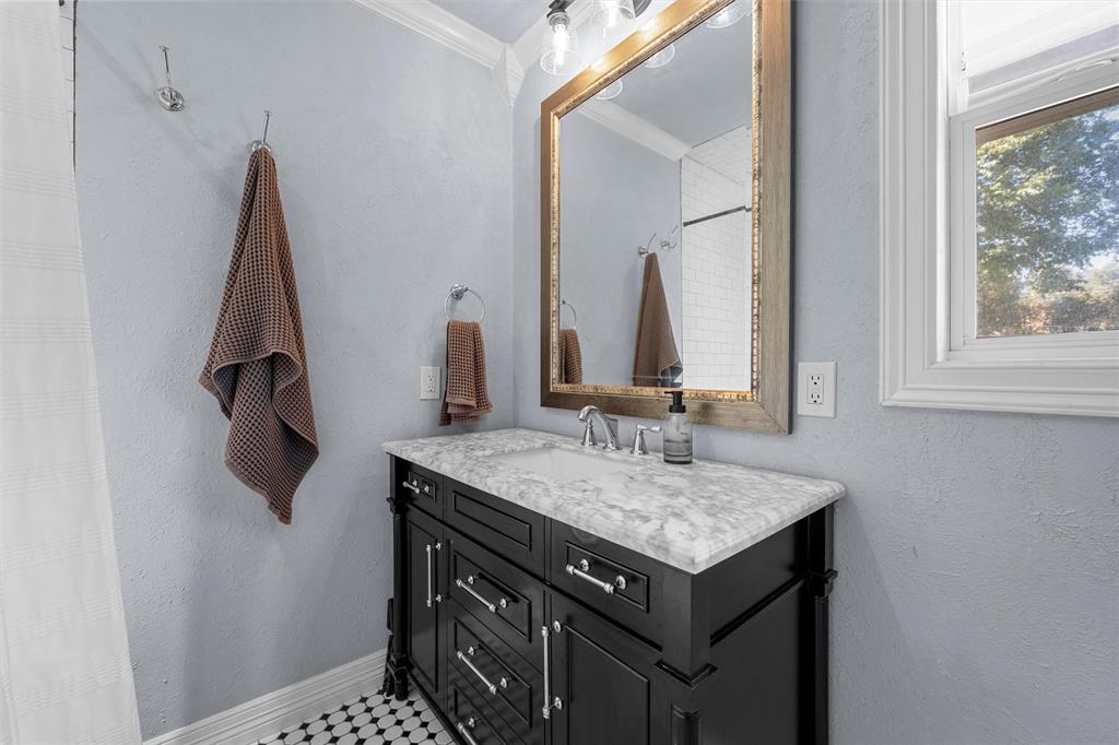 4217 Grim Avenue - Photo 21