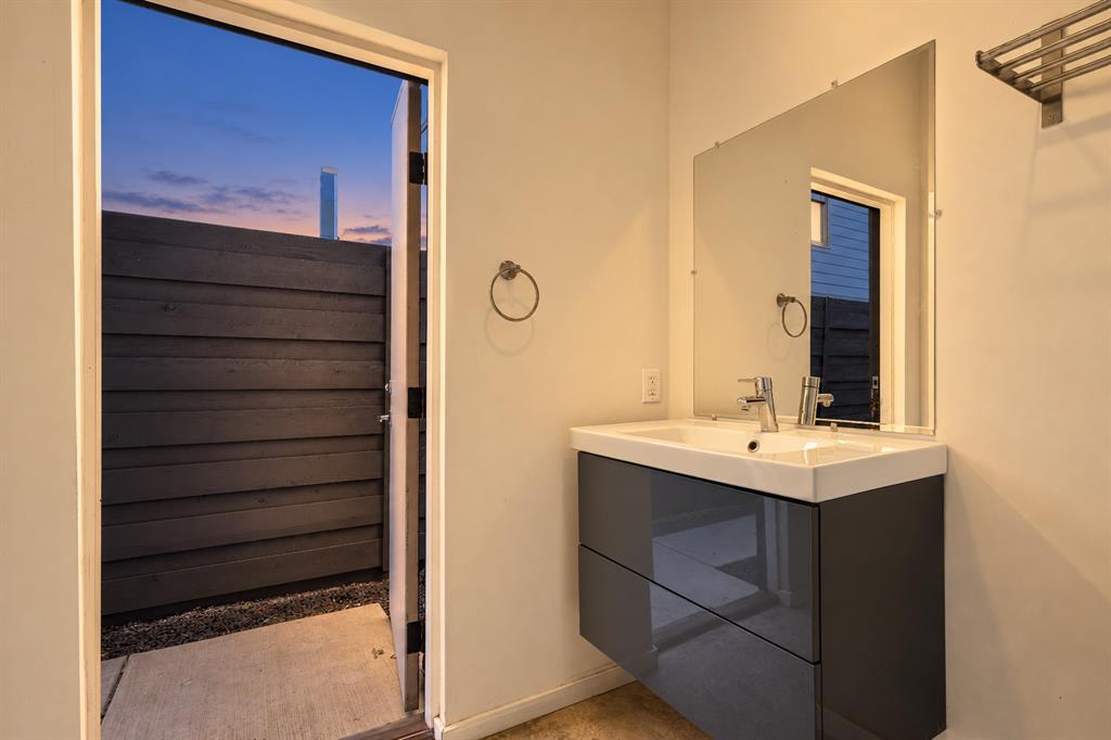 5645 Vickery Boulevard - Photo 32