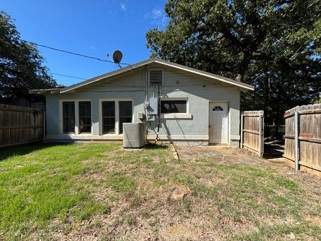 1300 N Oak Avenue - Photo 16