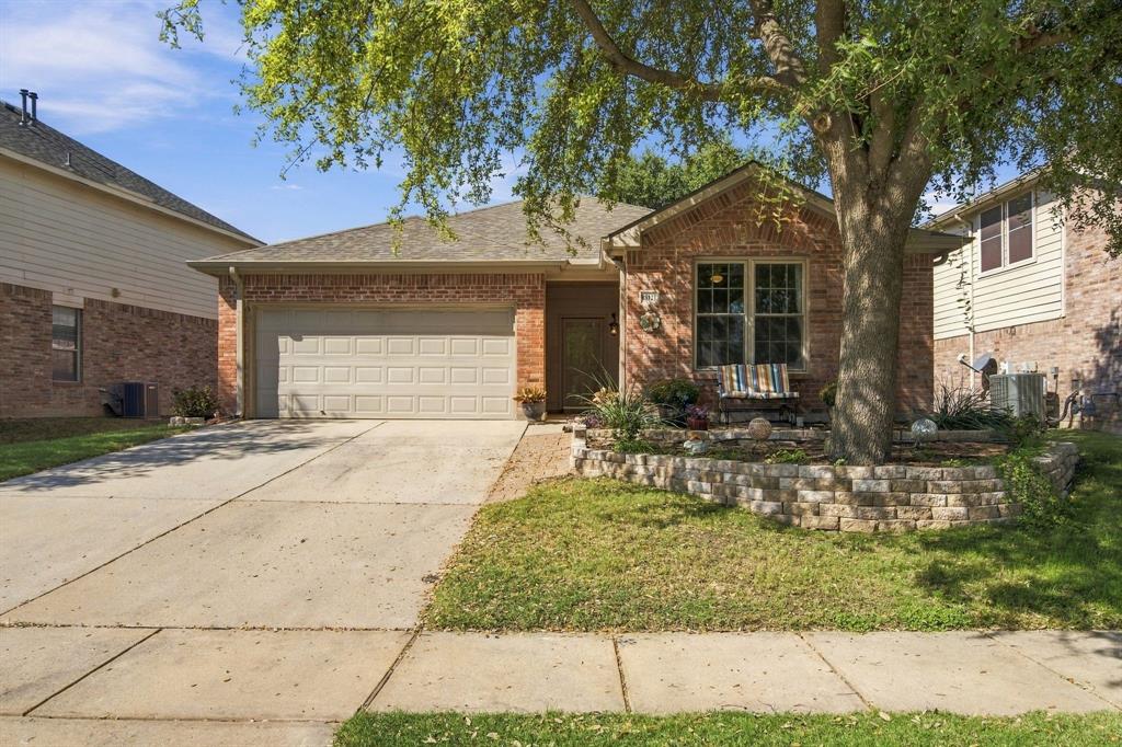 13121 Settlers Trail - Photo 1