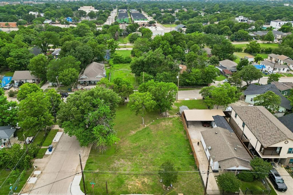3305 Brantley Street - Photo 2
