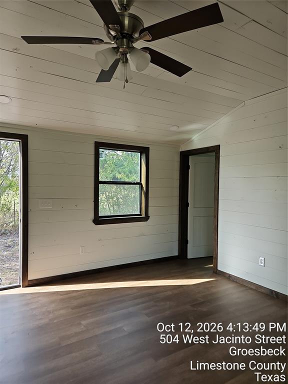 507 W Sabine Street - Photo 2