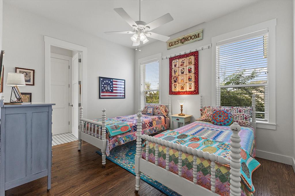 225 Bristol Court - Photo 20