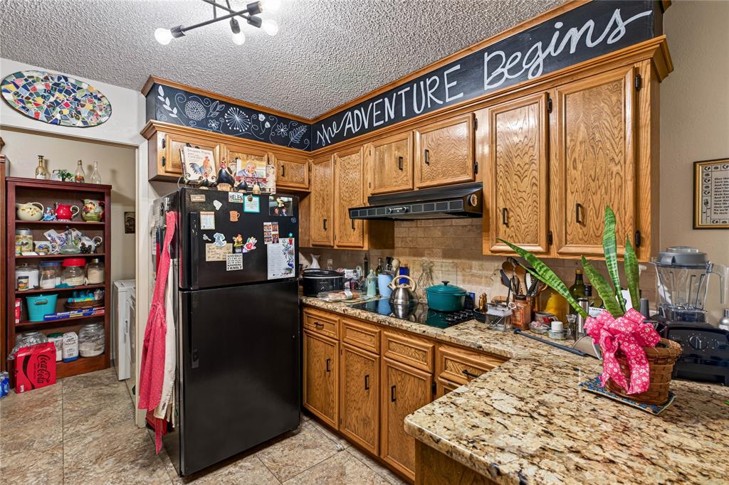 44 Surrey Square - Photo 19
