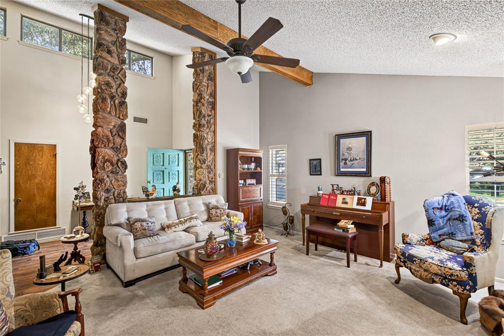 44 Surrey Square - Photo 8